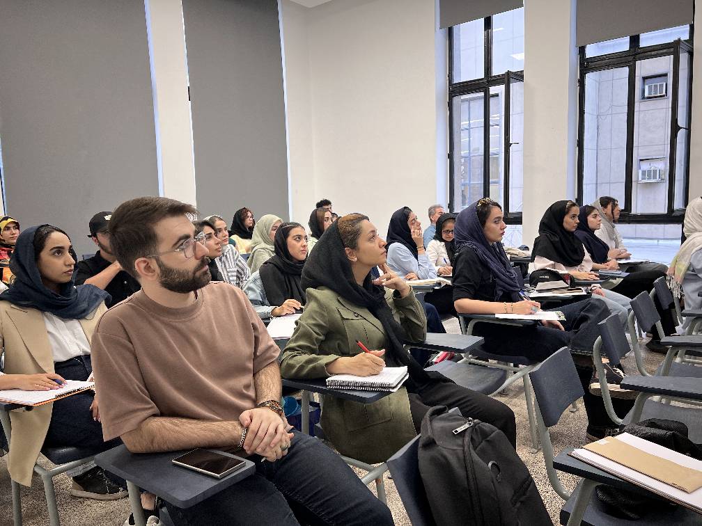 برگزاری چهارمین جلسه هفتمین دوره جامع طراحی طلا و جواهرات دانشگاه تهران